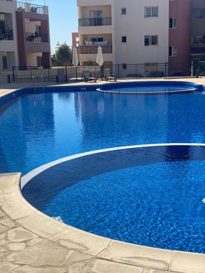 Beautiful Apartment Near The Sea And A Large Private Garden Paphos Buitenkant foto